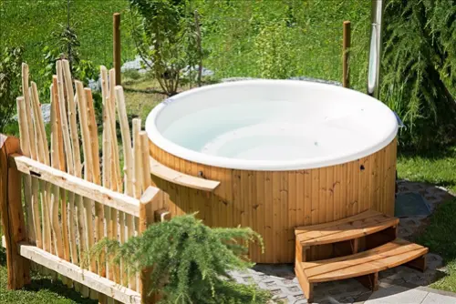 Hot-Tub-and-Spa-Services--in-Pierson-Florida-hot-tub-and-spa-services-pierson-florida.jpg-image